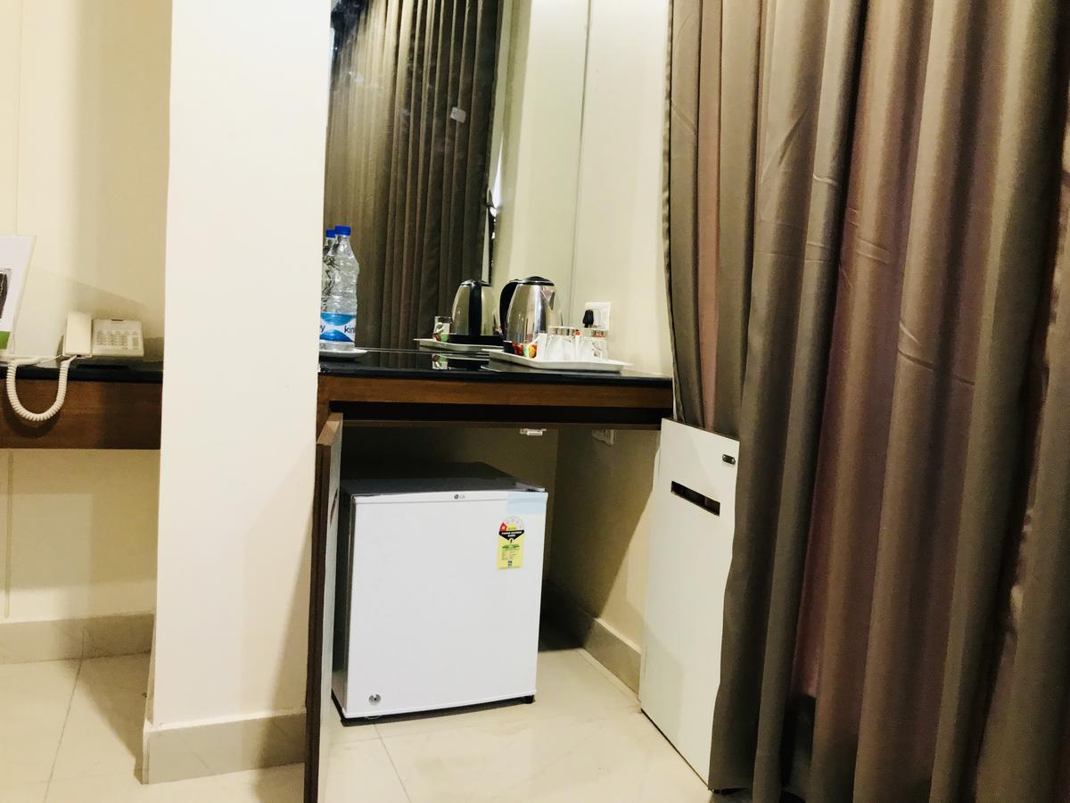 Sitaram Inn Bhadrāchalam Eksteriør bilde